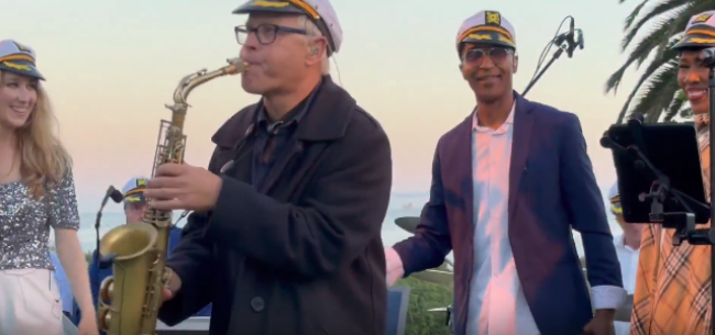 The Pulse of Los Angeles: Where Premier Dance Bands Make the Night